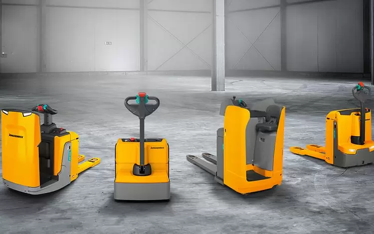 stage-electric-pallet-trucks.webp